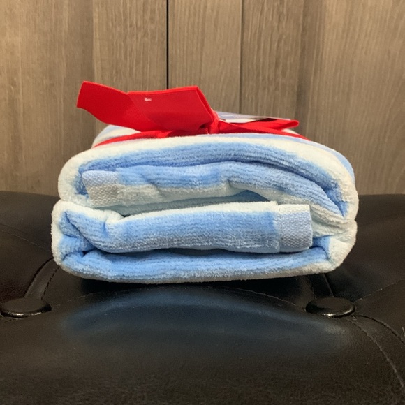 New Christmas Bluey & Bingo Heeler In Santa Hats Cotton Hand Towels Pack Of 2 - Picture 7 of 10